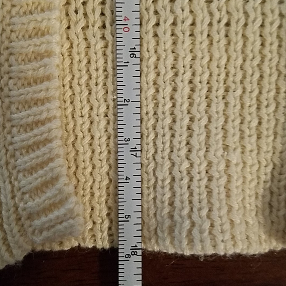 Avenue short shrug (A4) - Picture 4 of 4